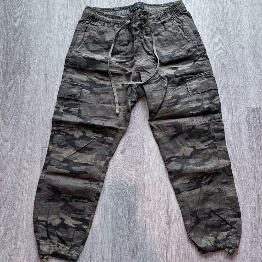 NWOT Sanctuary x Anthro Size M Cargo